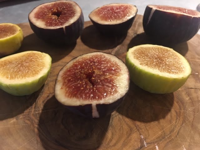 fresh figs on cutting board